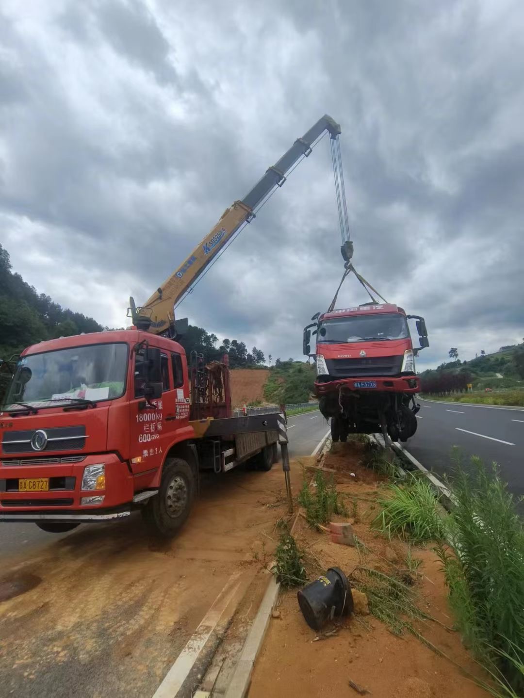 南岸区吊车出租公司在日常生活中对吊车要怎样检查